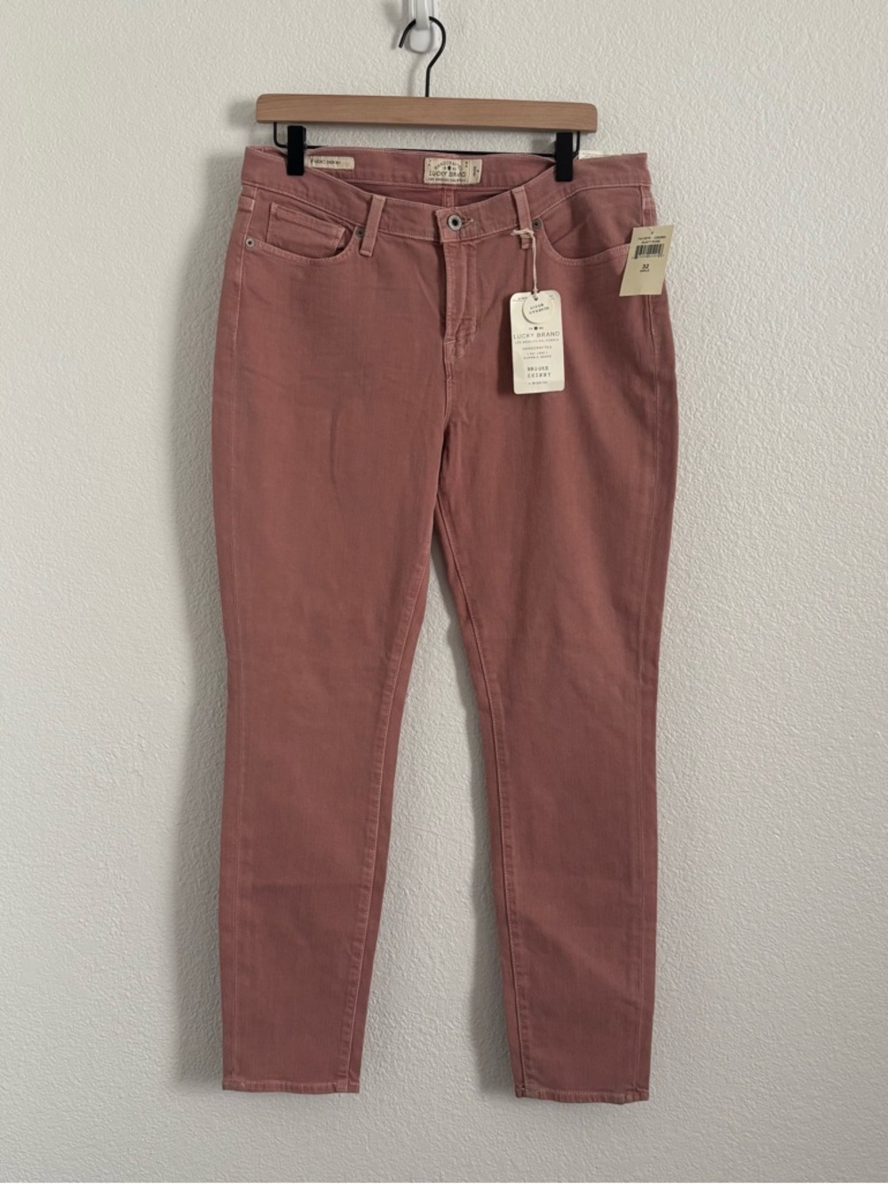 NWT Lucky Brand Women's Size 14/32 A Pink Brooke Skinny Jeans